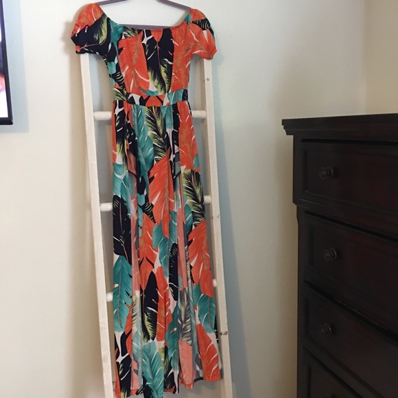 a'gaci Dresses & Skirts - Agaci Tropical maxi dress